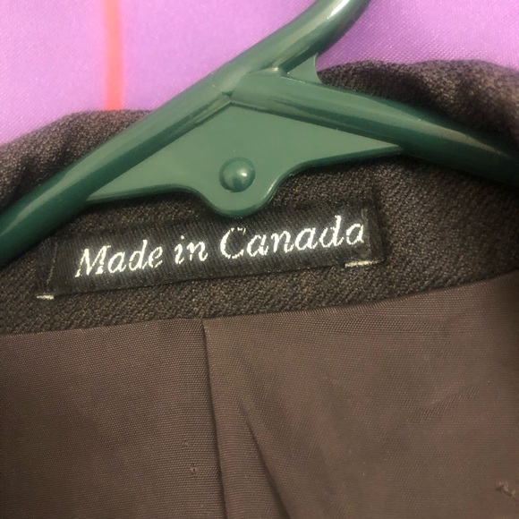 Yves Saint Laurent brown in color - Picture 9 of 16